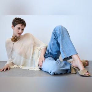 ZARA • Nude Beige Suede Block Heel Sandal